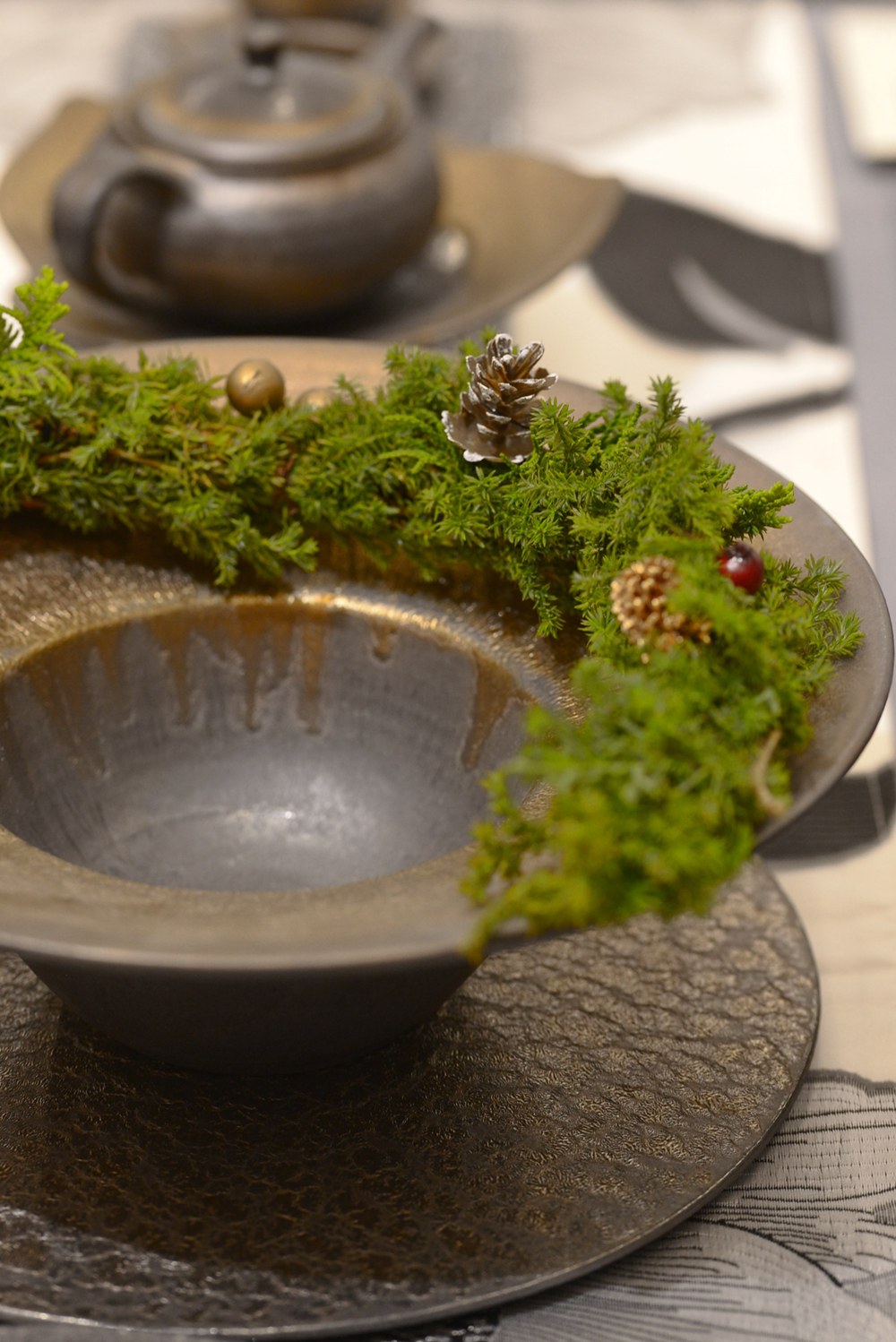 奥田章 金彩 リム鉢 XL