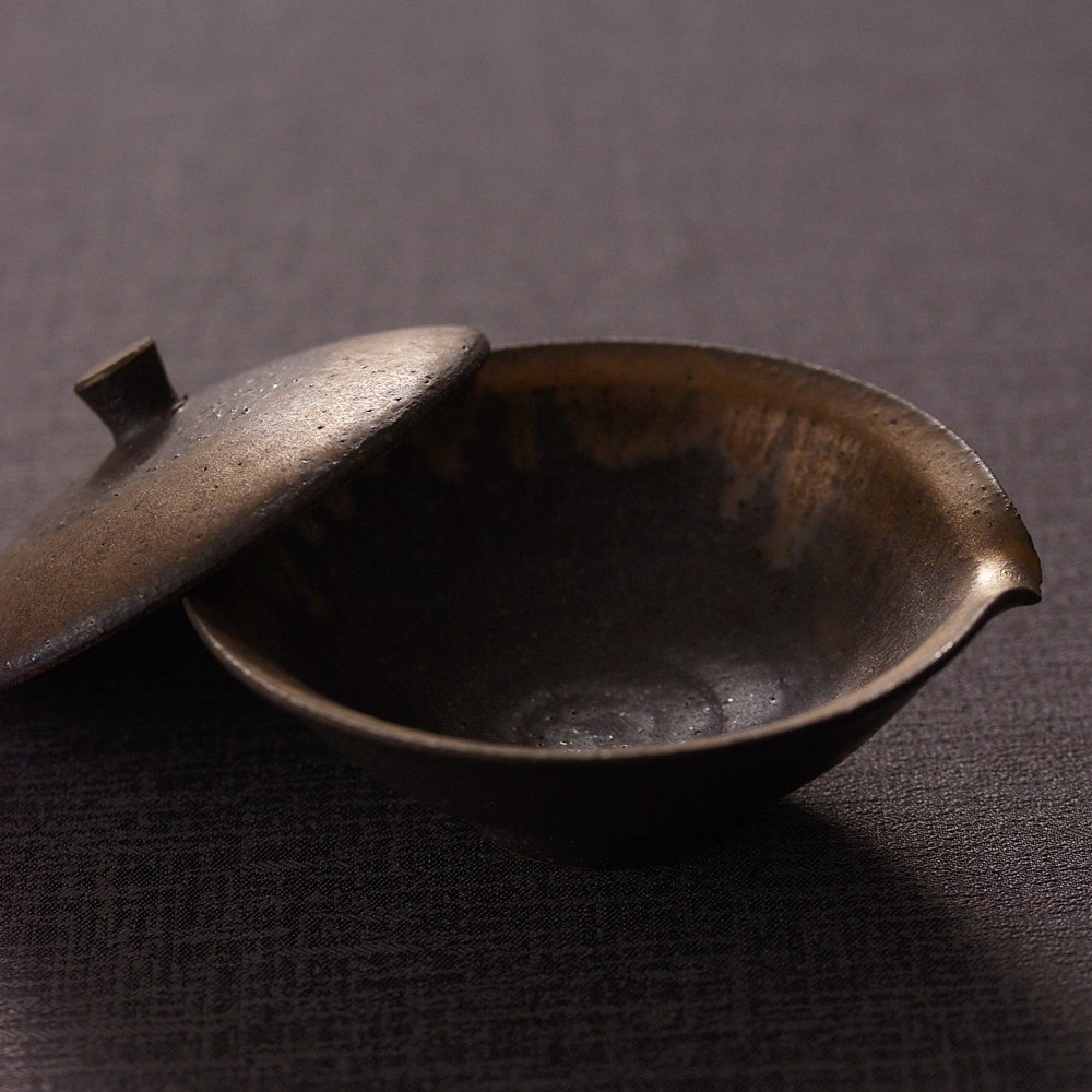 奥田章｜金彩 片口ふたわん｜作家もの和食器通販”IVORY