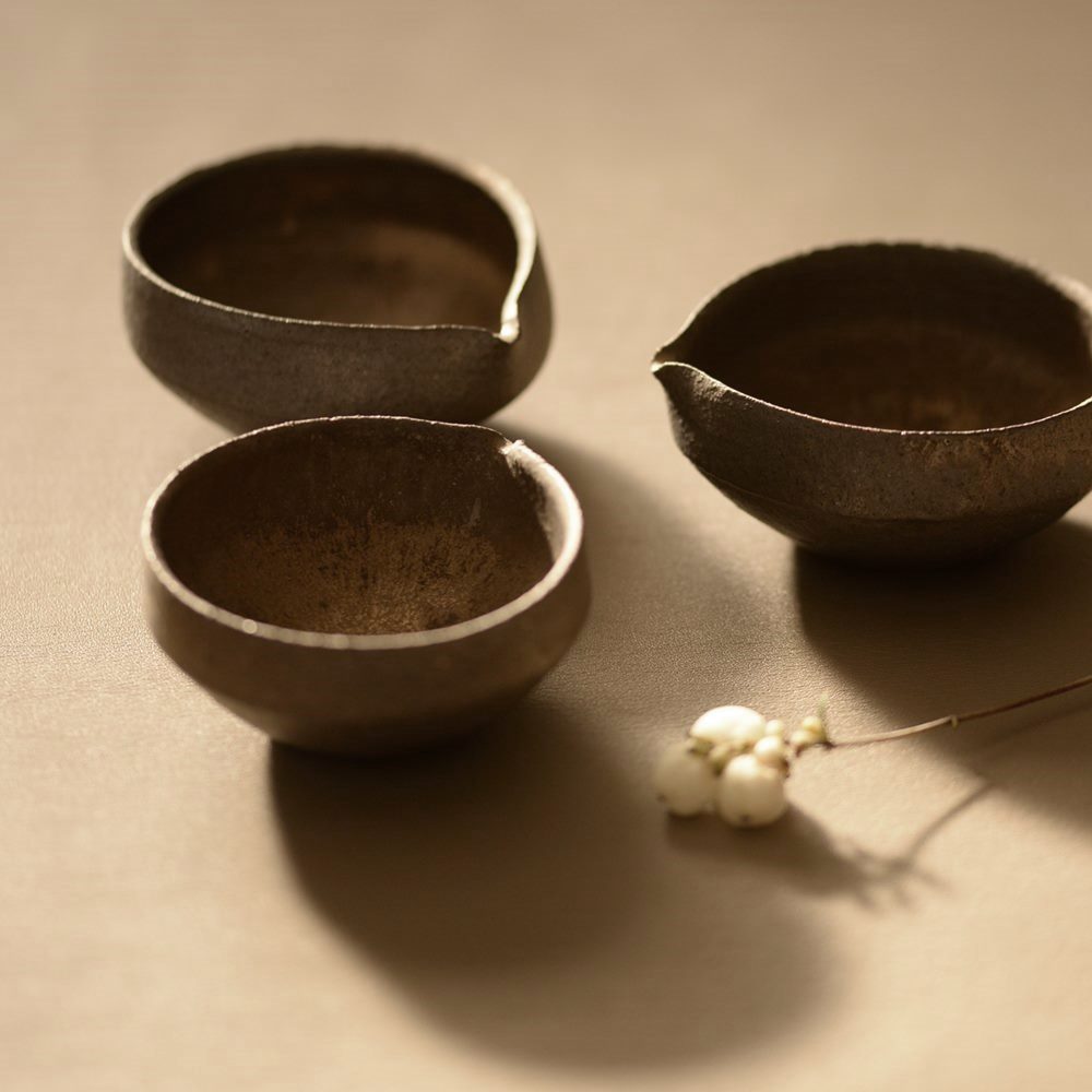 橋本忍｜豆片口赤鋼｜作家もの和食器通販”IVORY