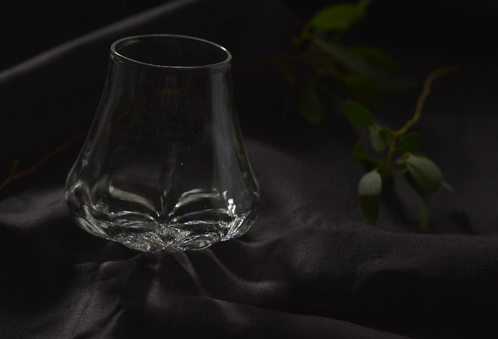 末國清吉｜グラスコマ｜作家もの和食器通販”IVORY