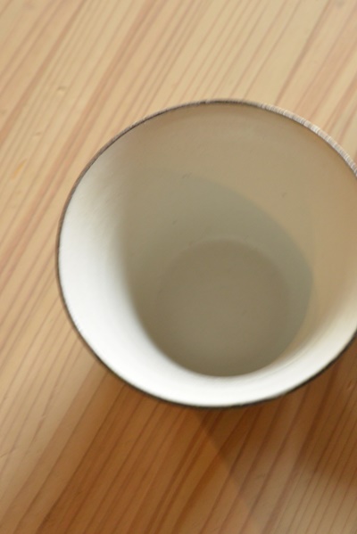 黒十草湯呑