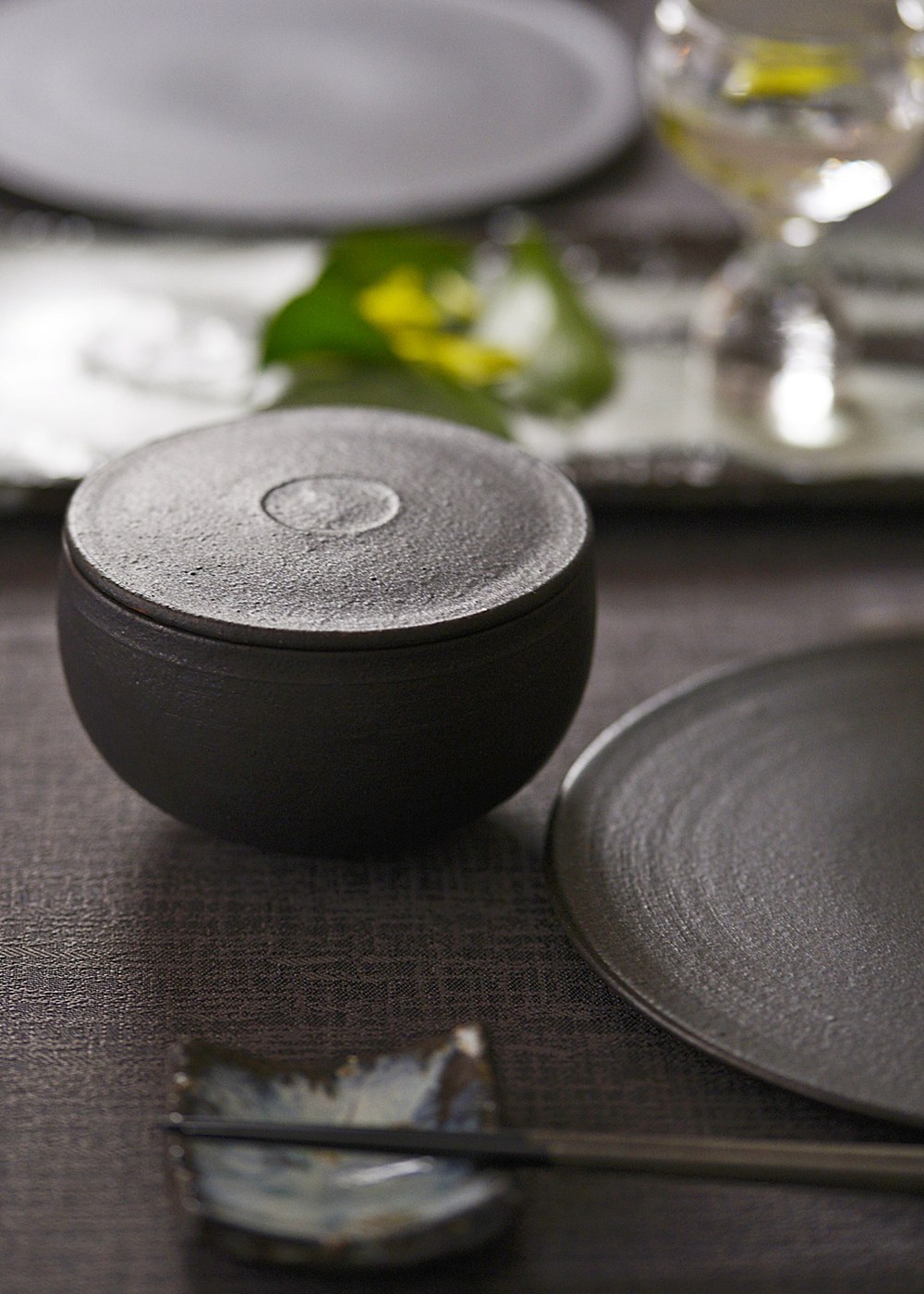 小野俊｜小野俊 丸型蓋物S 10cm×6cmh｜作家もの和食器通販通販 IVORY